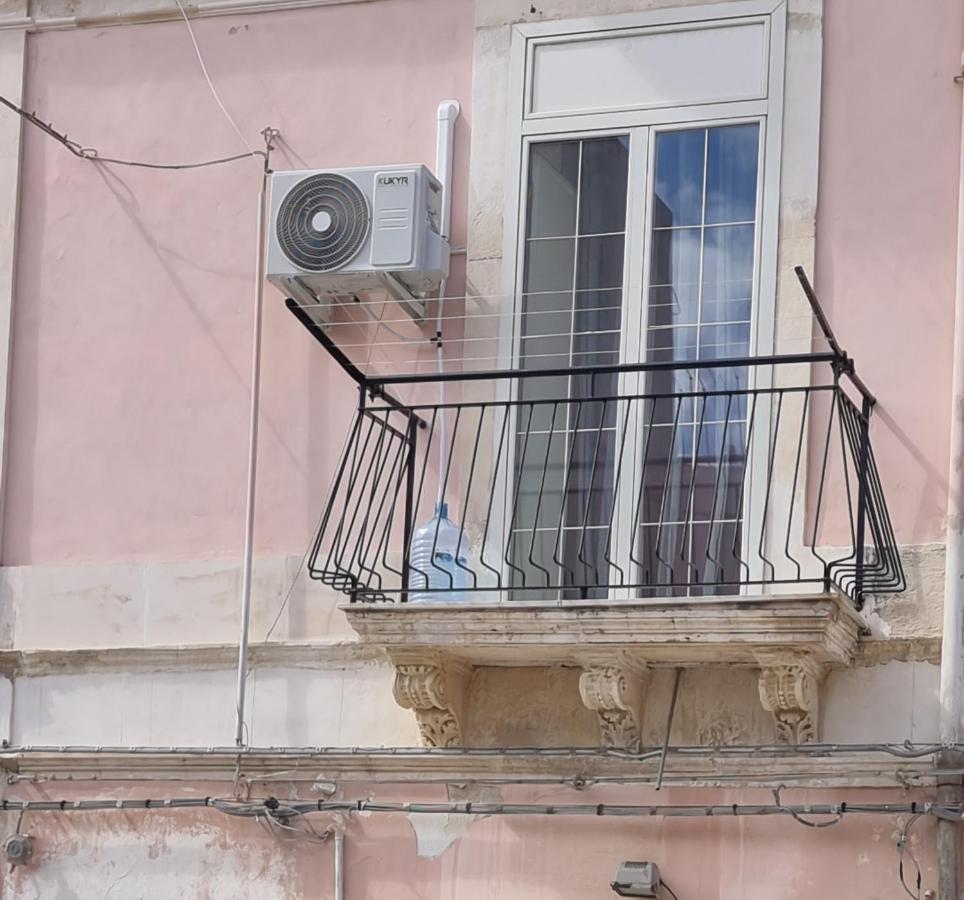 Residenza Giuseppina Syracuse Exterior foto